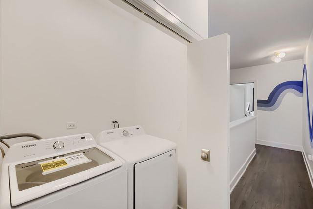 319 S Washtenaw Avenue, Chicago, IL 60612
