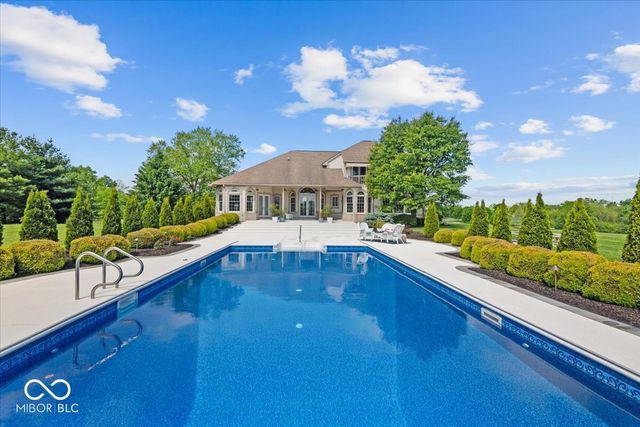 3476 Homestretch Drive, Carmel, IN 46032