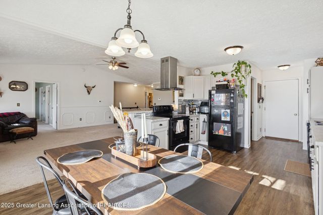 2663 Carlisle Highway, Charlotte, MI 48813