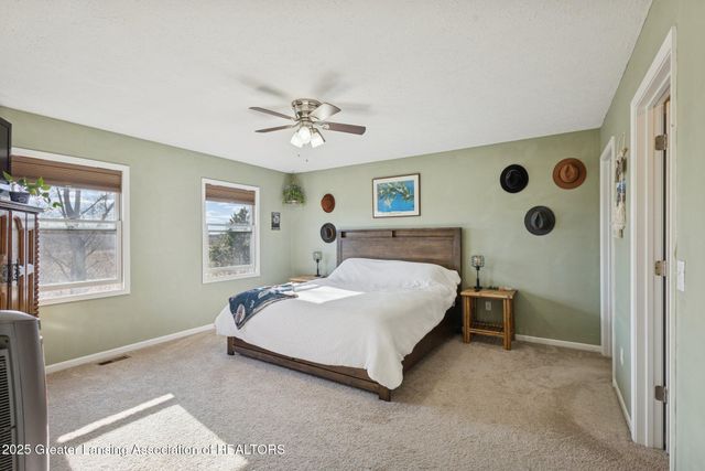 2663 Carlisle Highway, Charlotte, MI 48813