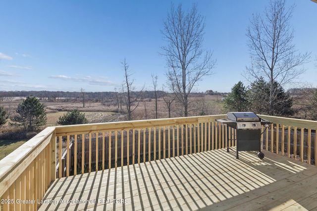 2663 Carlisle Highway, Charlotte, MI 48813