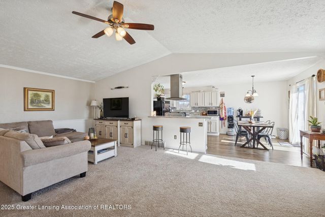 2663 Carlisle Highway, Charlotte, MI 48813