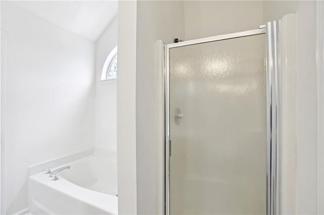 83 Huntington Court, Newnan, GA 30265