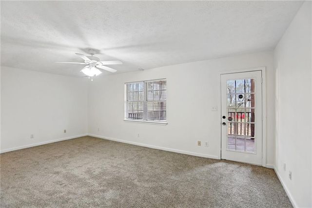 83 Huntington Court, Newnan, GA 30265