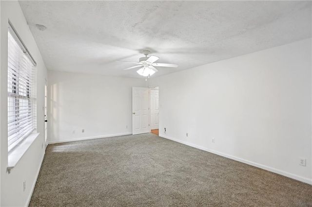 83 Huntington Court, Newnan, GA 30265