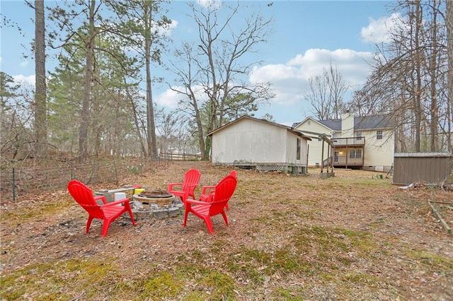 83 Huntington Court, Newnan, GA 30265