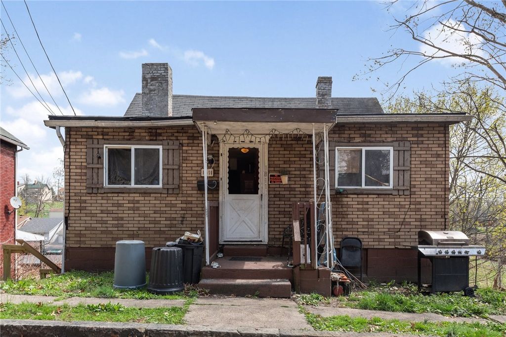 1811 Craig St, Mckeesport, PA 15132