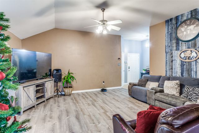 1241 Camden Yard Drive, Fort Worth, TX 76028