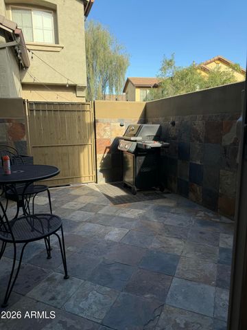 3939 E CAT BALUE Drive, Phoenix, AZ 85050