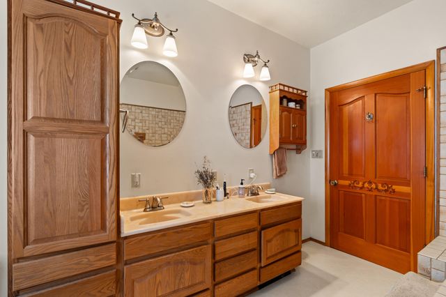 4046 Little Applegate Road, Jacksonville, OR 97530