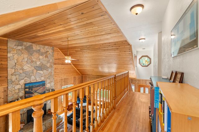 4046 Little Applegate Road, Jacksonville, OR 97530