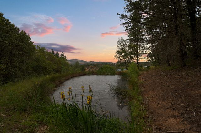 4046 Little Applegate Road, Jacksonville, OR 97530