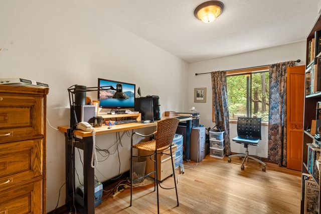 4046 Little Applegate Road, Jacksonville, OR 97530
