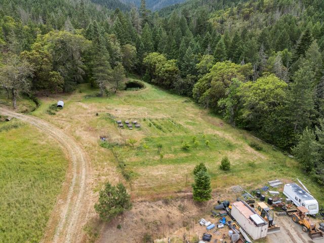 4046 Little Applegate Road, Jacksonville, OR 97530