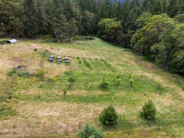 4046 Little Applegate Road, Jacksonville, OR 97530