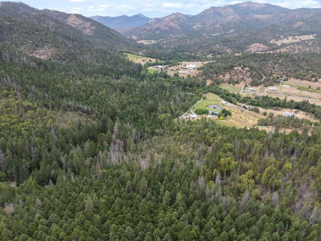 4046 Little Applegate Road, Jacksonville, OR 97530