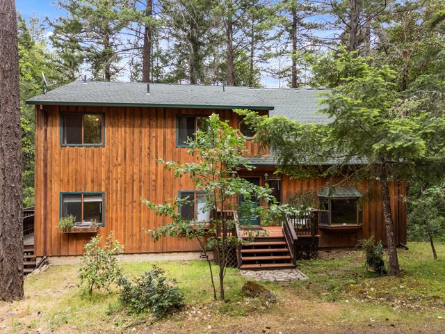 4046 Little Applegate Road, Jacksonville, OR 97530