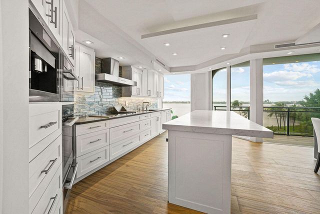 3100 S Ocean Boulevard 306n, Palm Beach, FL 33480