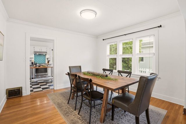 1217 S Jefferson St, Spokane, WA 99204