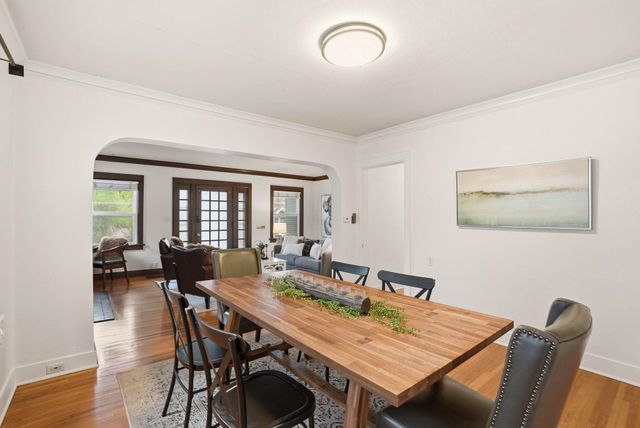 1217 S Jefferson St, Spokane, WA 99204