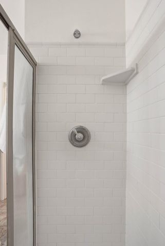 1217 S Jefferson St, Spokane, WA 99204