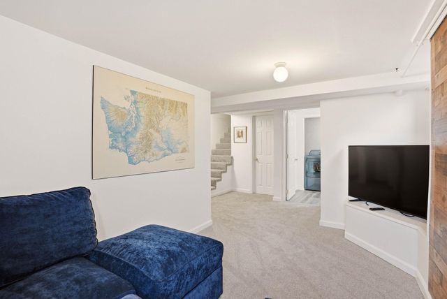 1217 S Jefferson St, Spokane, WA 99204