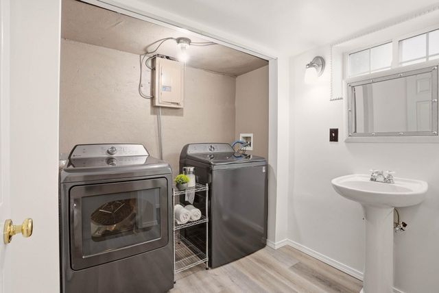 1217 S Jefferson St, Spokane, WA 99204