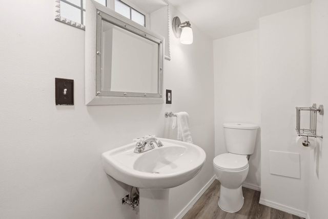 1217 S Jefferson St, Spokane, WA 99204