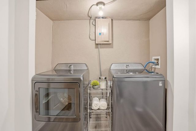 1217 S Jefferson St, Spokane, WA 99204