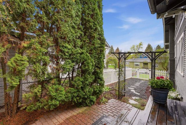 1217 S Jefferson St, Spokane, WA 99204