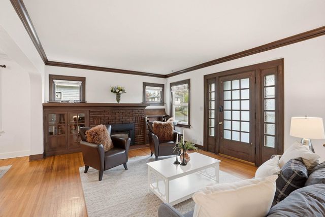 1217 S Jefferson St, Spokane, WA 99204