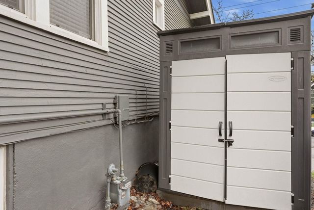 1217 S Jefferson St, Spokane, WA 99204