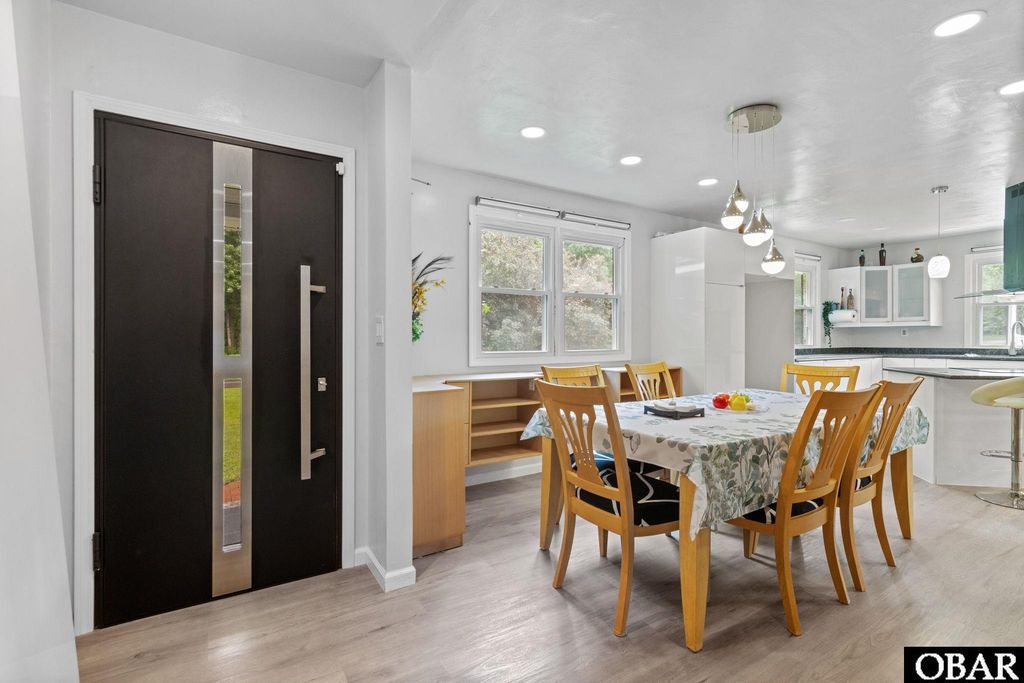 Image 2 of property listing at 185 Launch Landing Road Lot 13, Moyock, NC 27958