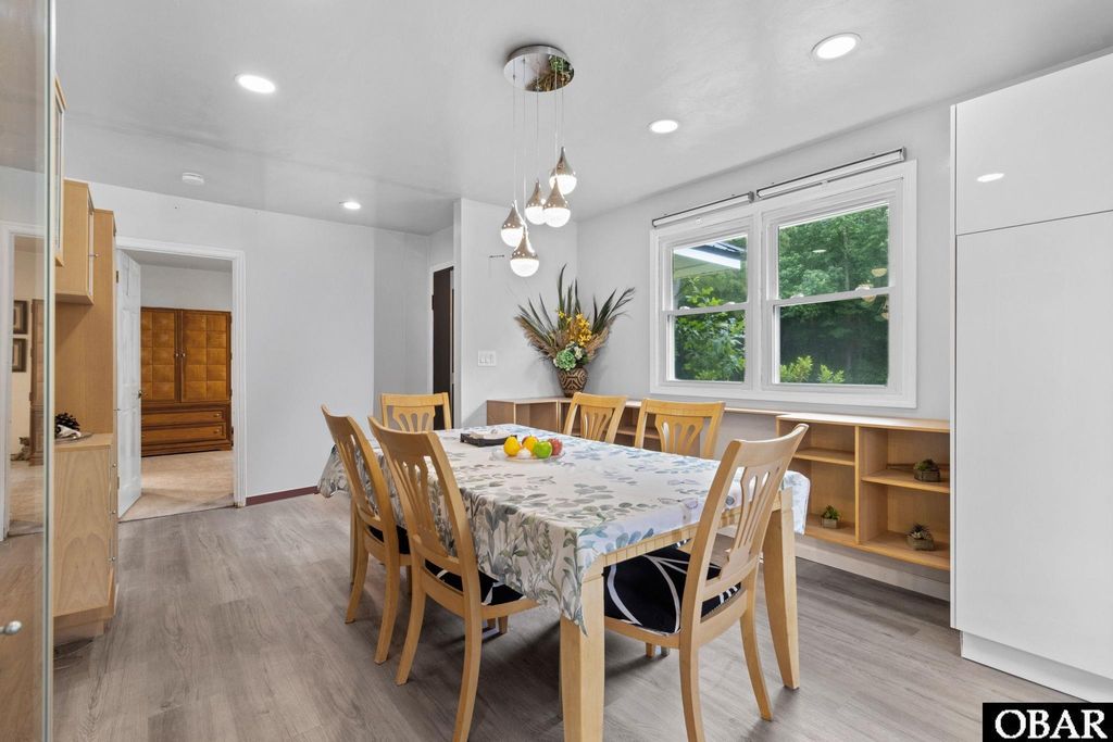 Image 3 of property listing at 185 Launch Landing Road Lot 13, Moyock, NC 27958