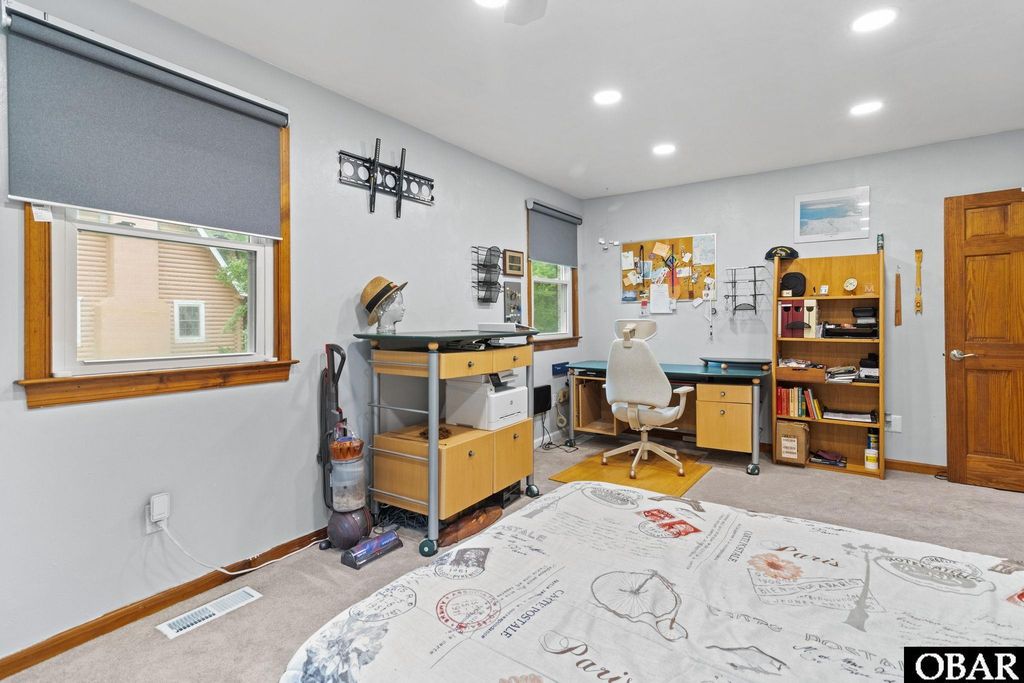 Image 25 of property listing at 185 Launch Landing Road Lot 13, Moyock, NC 27958