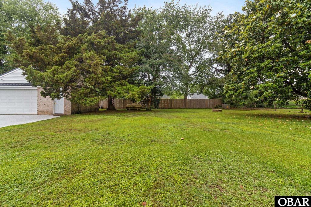 Image 34 of property listing at 185 Launch Landing Road Lot 13, Moyock, NC 27958