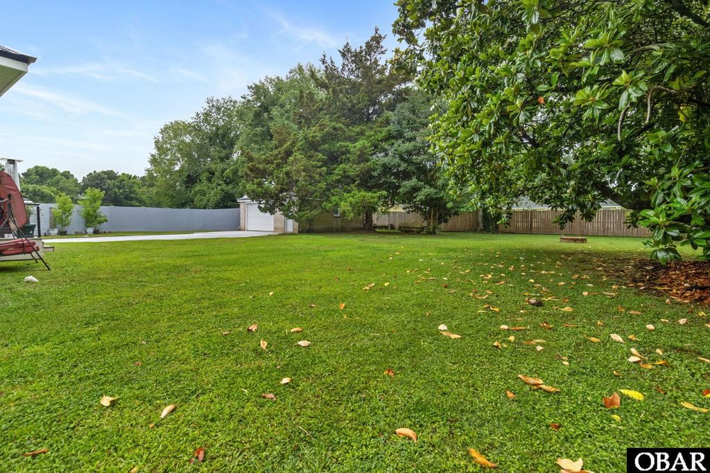 Image 35 of property listing at 185 Launch Landing Road Lot 13, Moyock, NC 27958