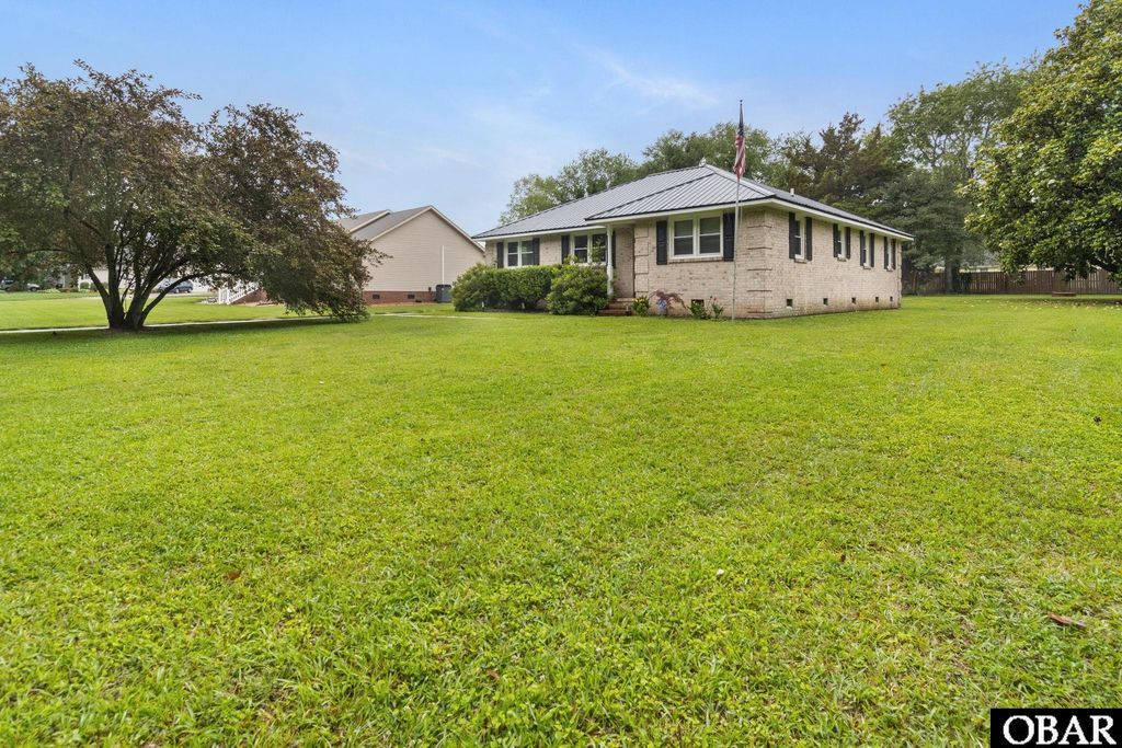 Image 44 of property listing at 185 Launch Landing Road Lot 13, Moyock, NC 27958