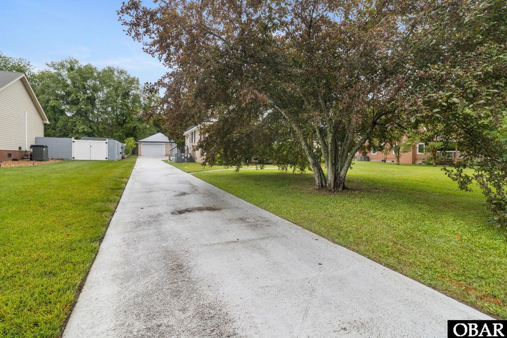 Image 45 of property listing at 185 Launch Landing Road Lot 13, Moyock, NC 27958