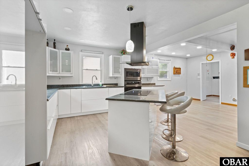 Image 7 of property listing at 185 Launch Landing Road Lot 13, Moyock, NC 27958