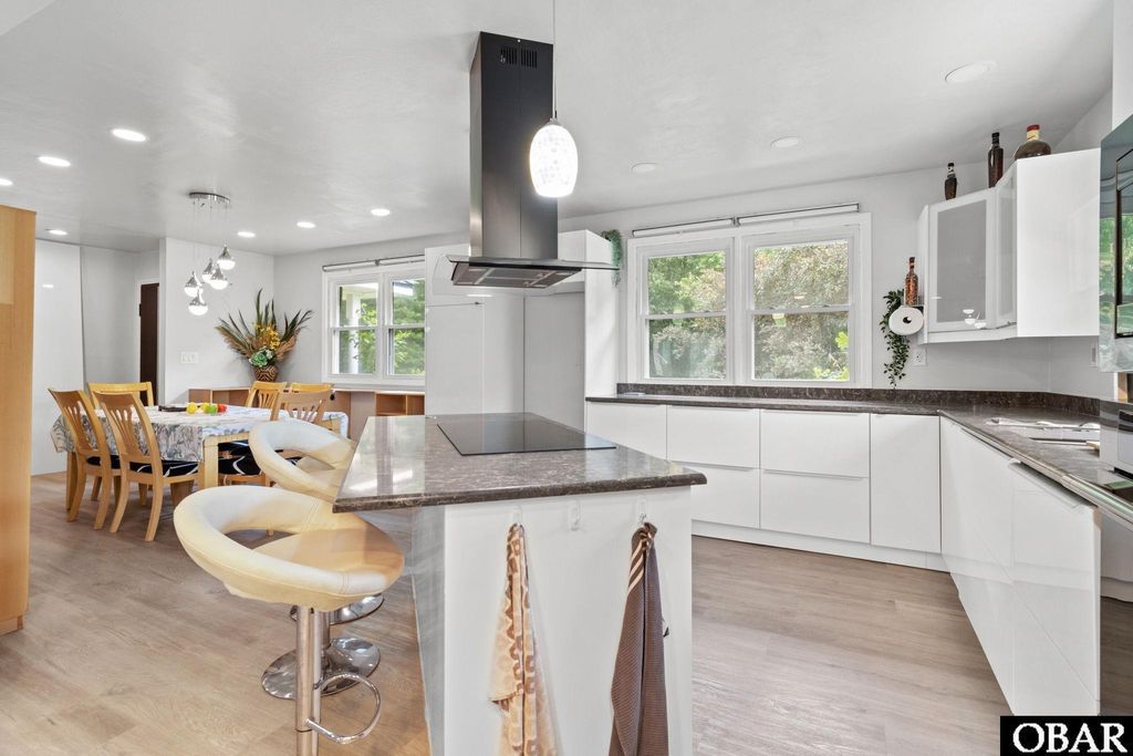 Image 9 of property listing at 185 Launch Landing Road Lot 13, Moyock, NC 27958