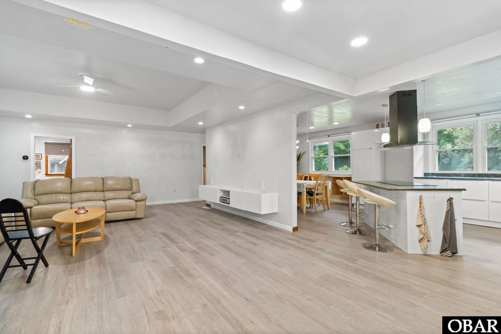 Image 10 of property listing at 185 Launch Landing Road Lot 13, Moyock, NC 27958