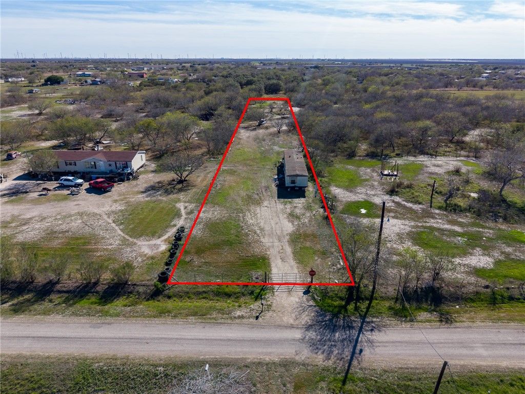 12795 CR 1296, Sinton, TX 78387 — exterior