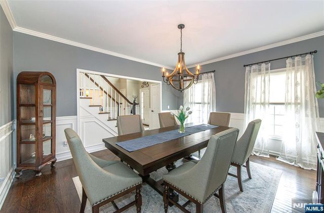 5 Crestview Lane, Sparta, NJ 07871