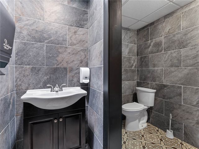 176 Columbus Avenue, Pawtucket, RI 02860