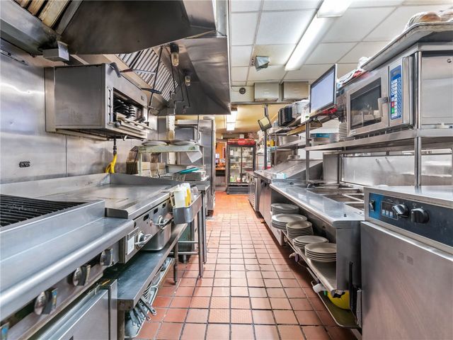 176 Columbus Avenue, Pawtucket, RI 02860