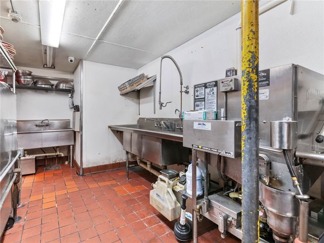 176 Columbus Avenue, Pawtucket, RI 02860
