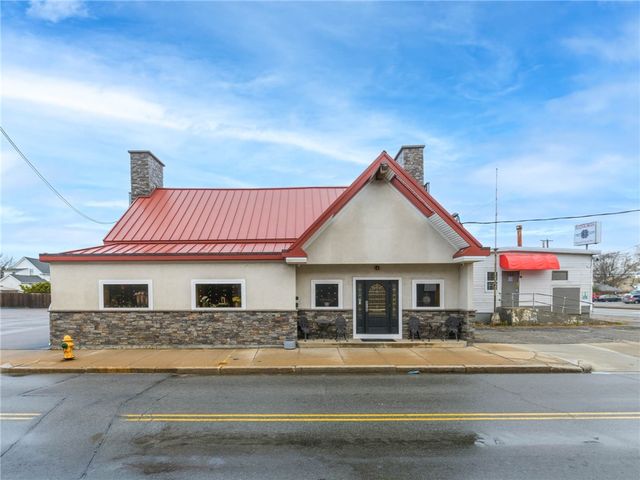 176 Columbus Avenue, Pawtucket, RI 02860