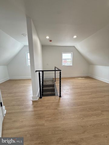 2125 OAKLAND RD, Middle River, MD 21220