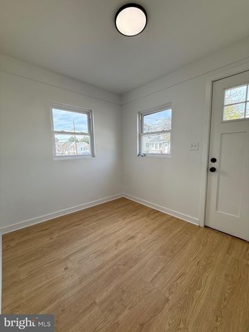 2125 OAKLAND RD, Middle River, MD 21220